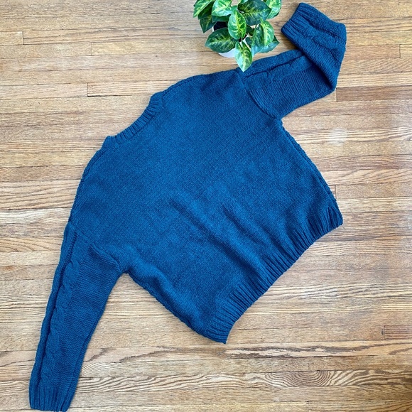 Alya Hayley Chenille Cable Knit Forest Green Crewneck Sweater Size Large - Picture 8 of 10